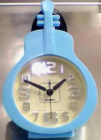 Fashion Büyük Gitar MASA Saati En063