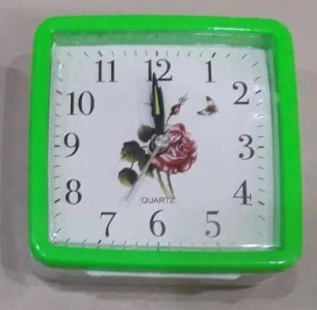 Bzd-8897 Şekilli Plastik MASA Saati 2