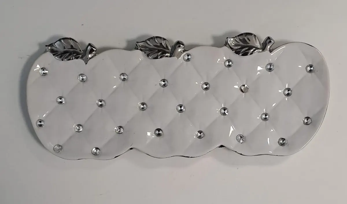 SADO KRİSTAL TAŞLI TEPSİ ELMA DESEN ( 35 x 14,5 cm )