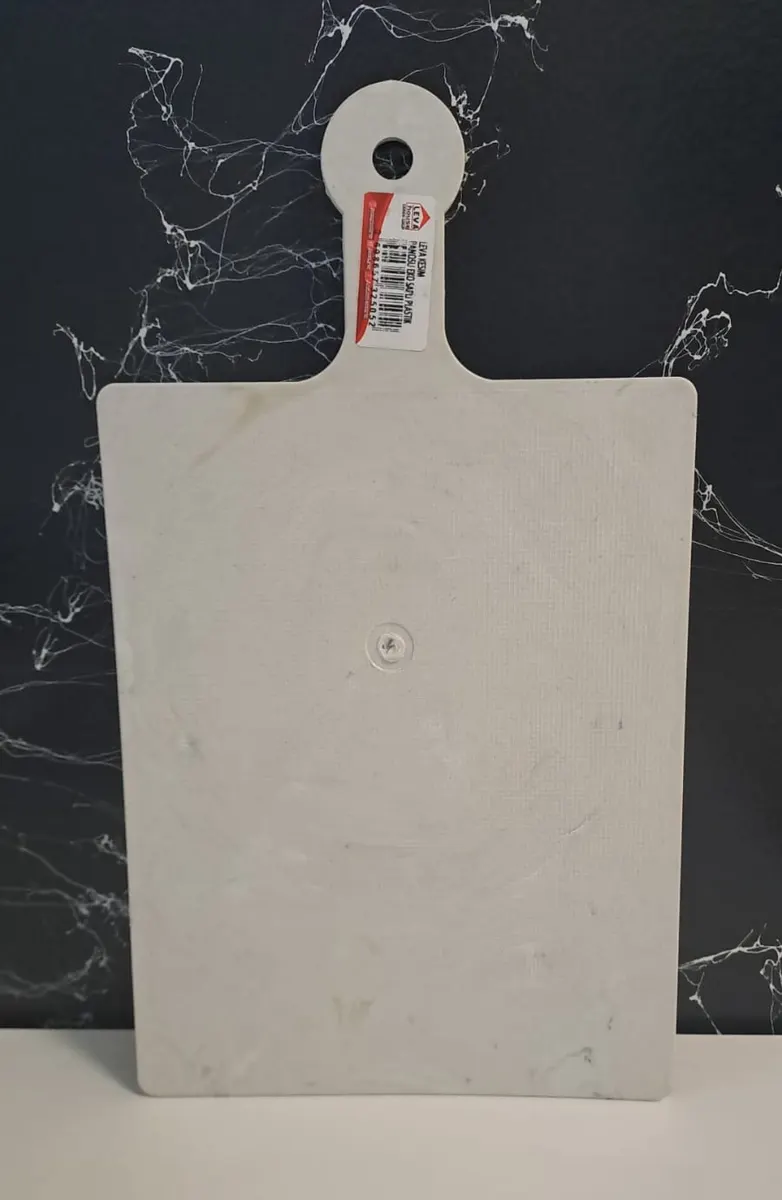 LEVA HOUSE KESİM PANOSU EKONOMİK SAPLI PLASTİK ( 17 cm X 22 cm )