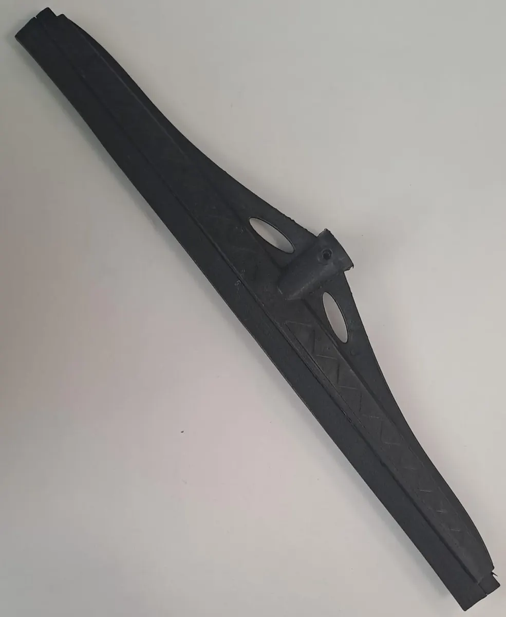 Plastik Yersil Büyük 55 CM 3