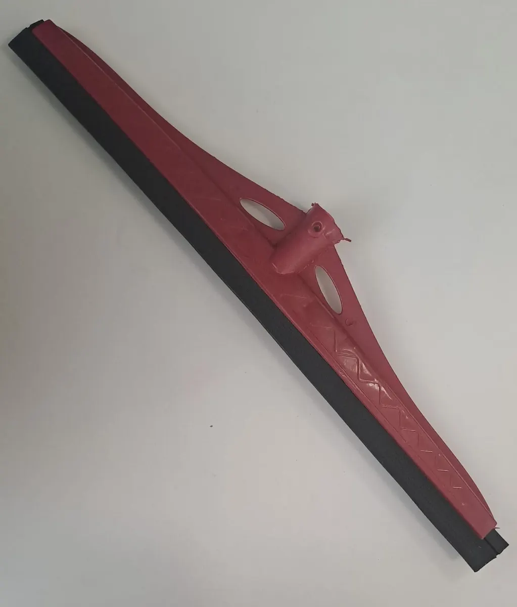 Plastik Yersil Büyük 55 CM 2