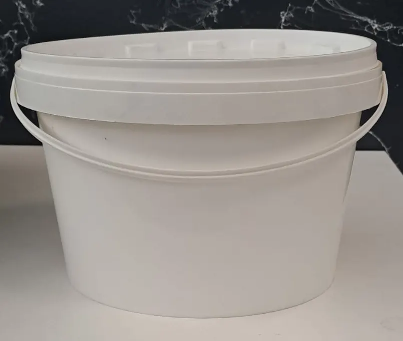 3 Litre Plastik KOVA - Beyaz - 3 LT Saplı - Sızdırmaz Kilitli ÇOK Amaçlı Kapaklı KOVA - BOYA Kovası , Zeytin Kovası , Saksı VB Alanlarda Kullanılabilir - GIDA Uyumlu Değildir