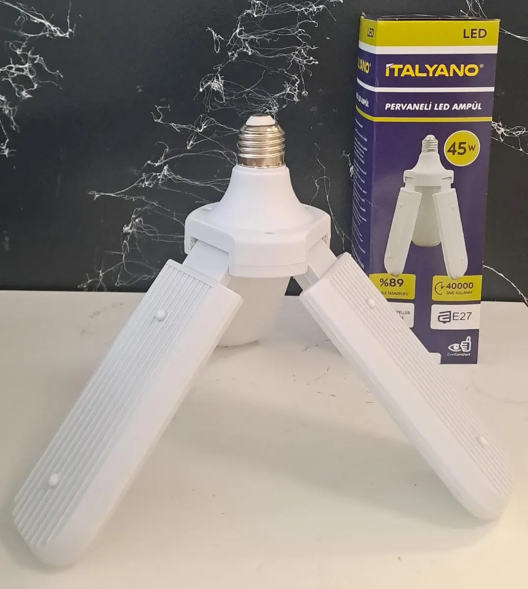 İtalyano Pervane 3 Kanat Katlanır LED Ampul 45 W 7000K Beyaz IŞIK E27 DUY 3