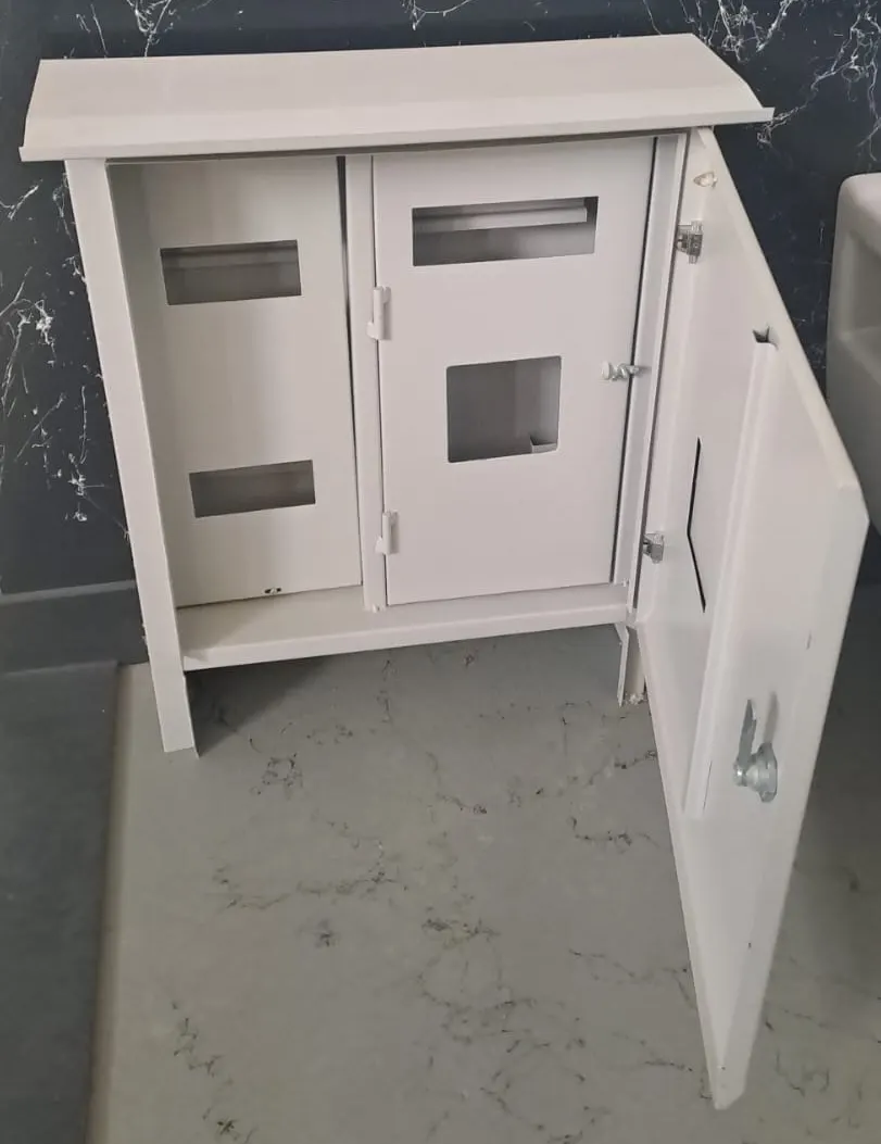 ŞANTİYE & BAHÇE PANOSU ( H : 62,5 cm - EN : 51 cm - D : 14,5 cm ) 2