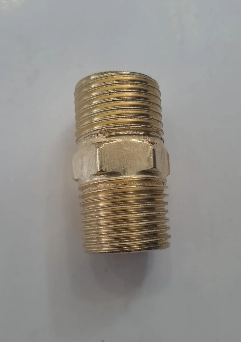 SARI Nipel İthal 1/2”