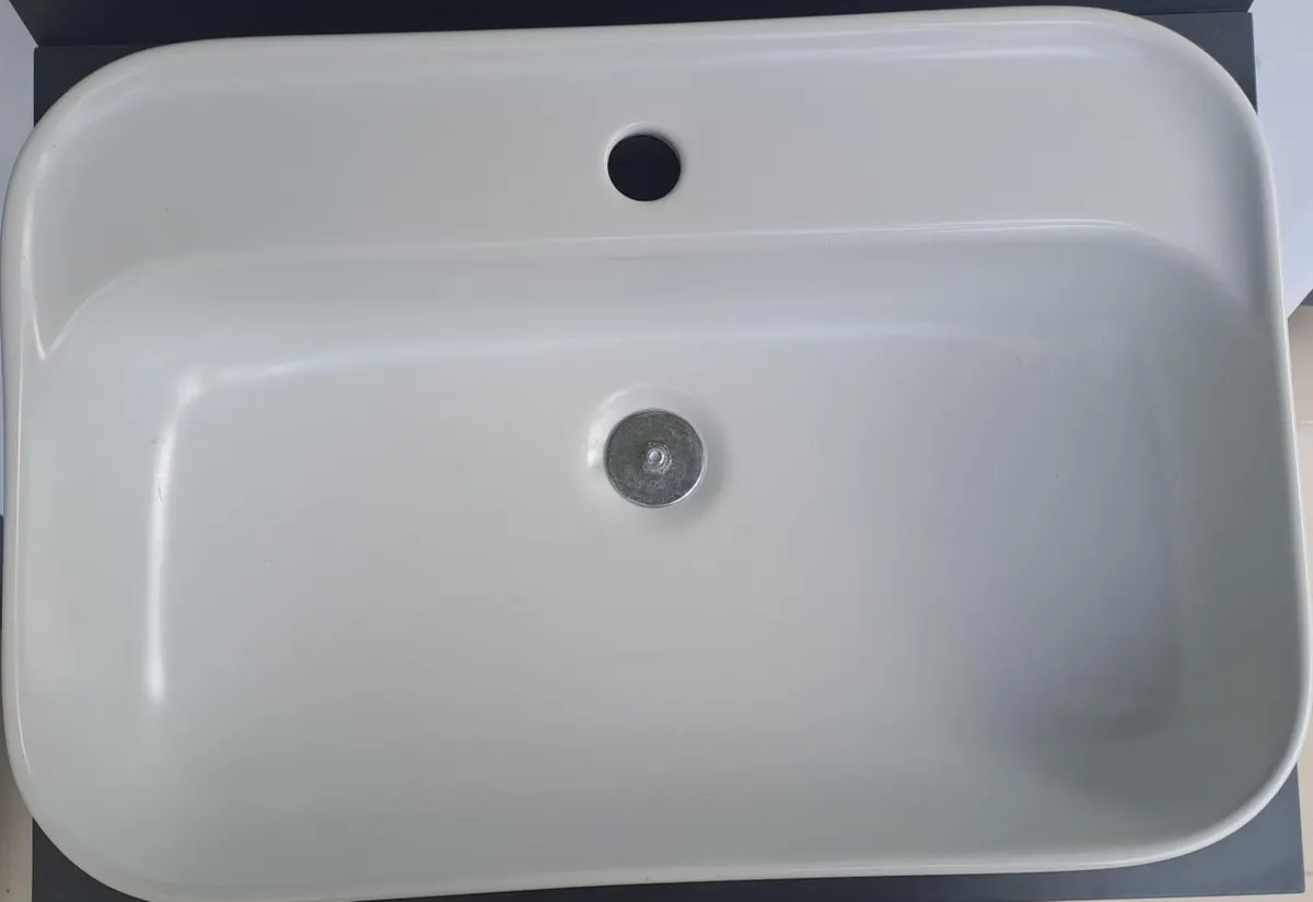 Loftmix Çanak Lavabo / Batarya Delikli Turavit