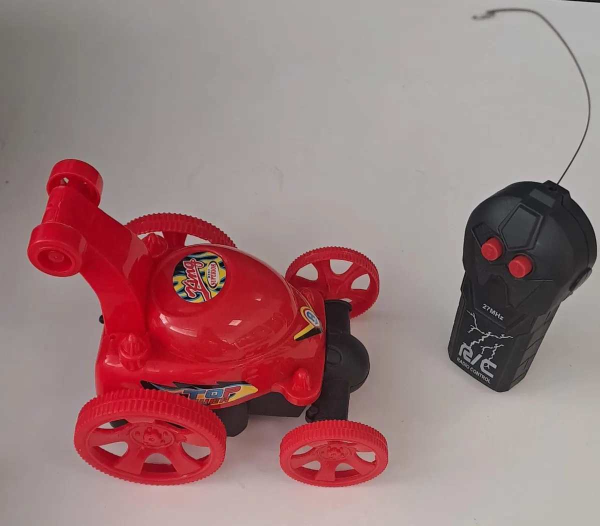 Şirin Oyuncak - Tıppıng Stunt CAR - Uzaktan Kumandalı Pilli Çılgın Araba Sr038 ( İleri - GERİ ) 5