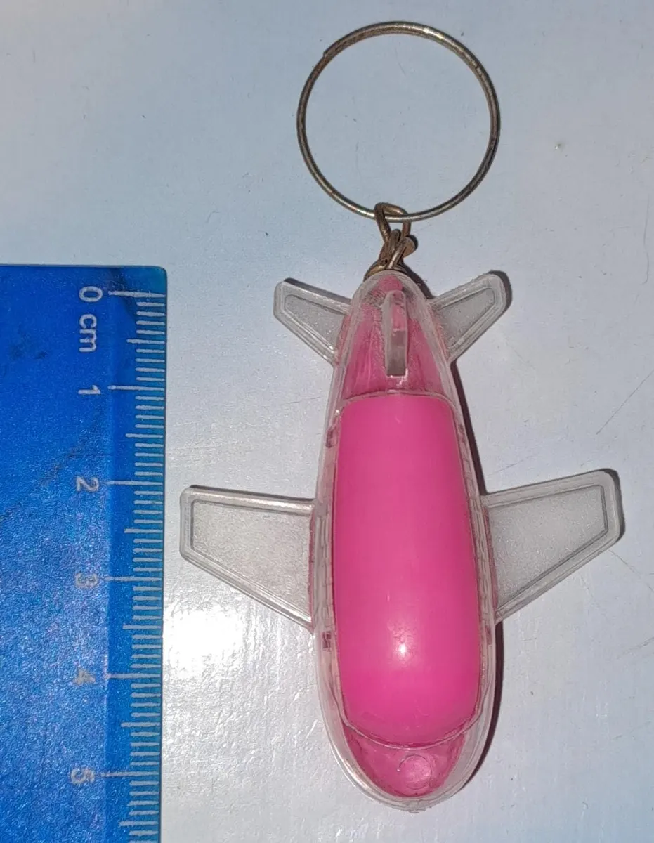 Küçük Plastik UÇAK Anahtarlık Pembe Pilsiz