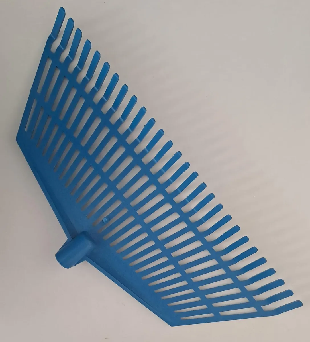 Doğru İŞ ÇİM Tırmığı Plastik 28 DİŞ 2