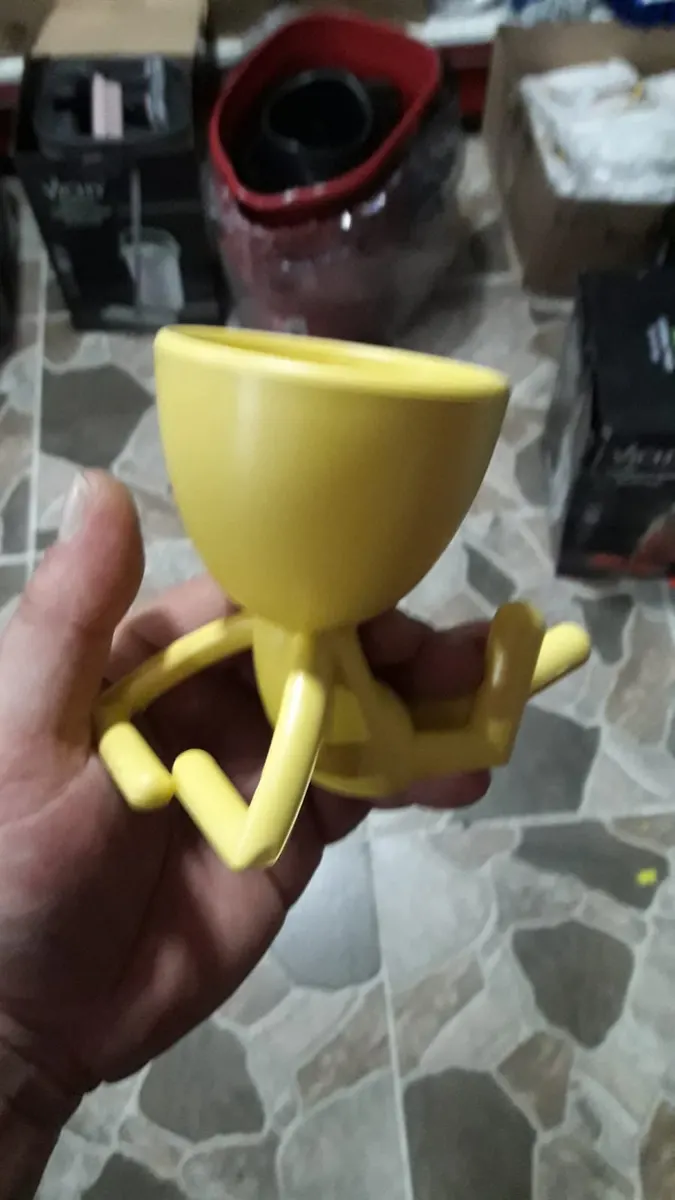 İNSANSI SAKSI RENKLİ UZANAN - h : 9 cm - çap 6,5 cm