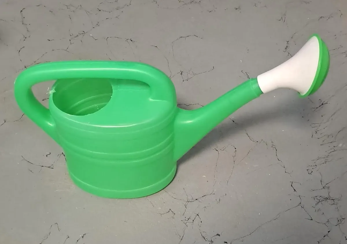 Bahçe Sulama Bidonu 5 LT Plastik 3