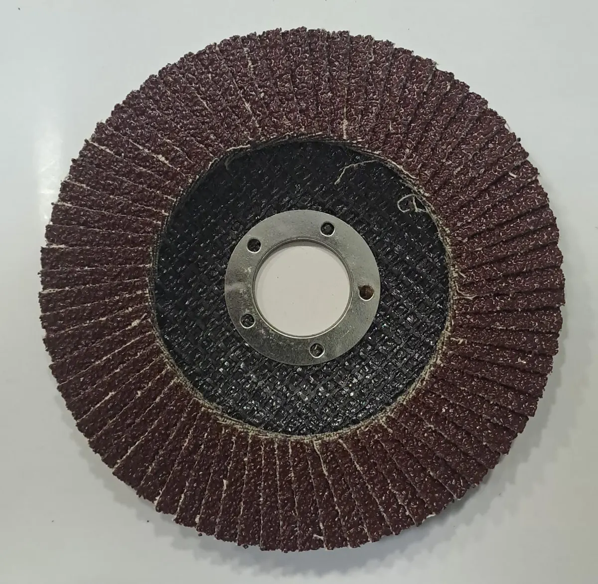 DMAX FLAP DİSK ( 115 x 22 mm ) - A40 KUM ZIMPARA 2