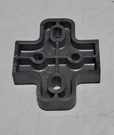 DOLAP KAPAĞI MENTEŞE AYAĞI ( MENTEŞE YÜKSELTİCİ AYAK ) 8mm ( MENTEŞE TAKOZU ) 2