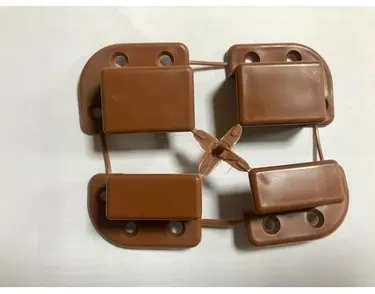 SİNEKLİK PABUCU ( AYAĞI ) 4 KÖŞE TAKIM AÇIK KAHVE ( 10 mm x 20 mm )